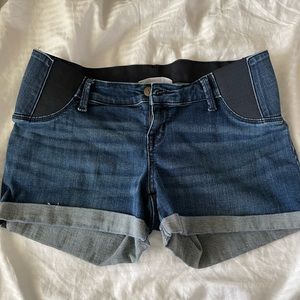 Maternity shorts